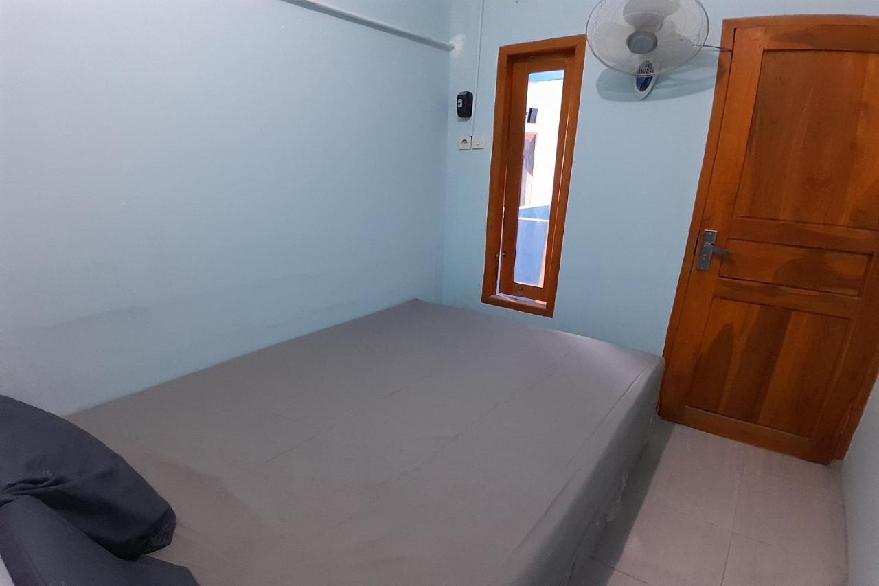 Spot On 93410 Wisma Bintang جيبارا المظهر الخارجي الصورة