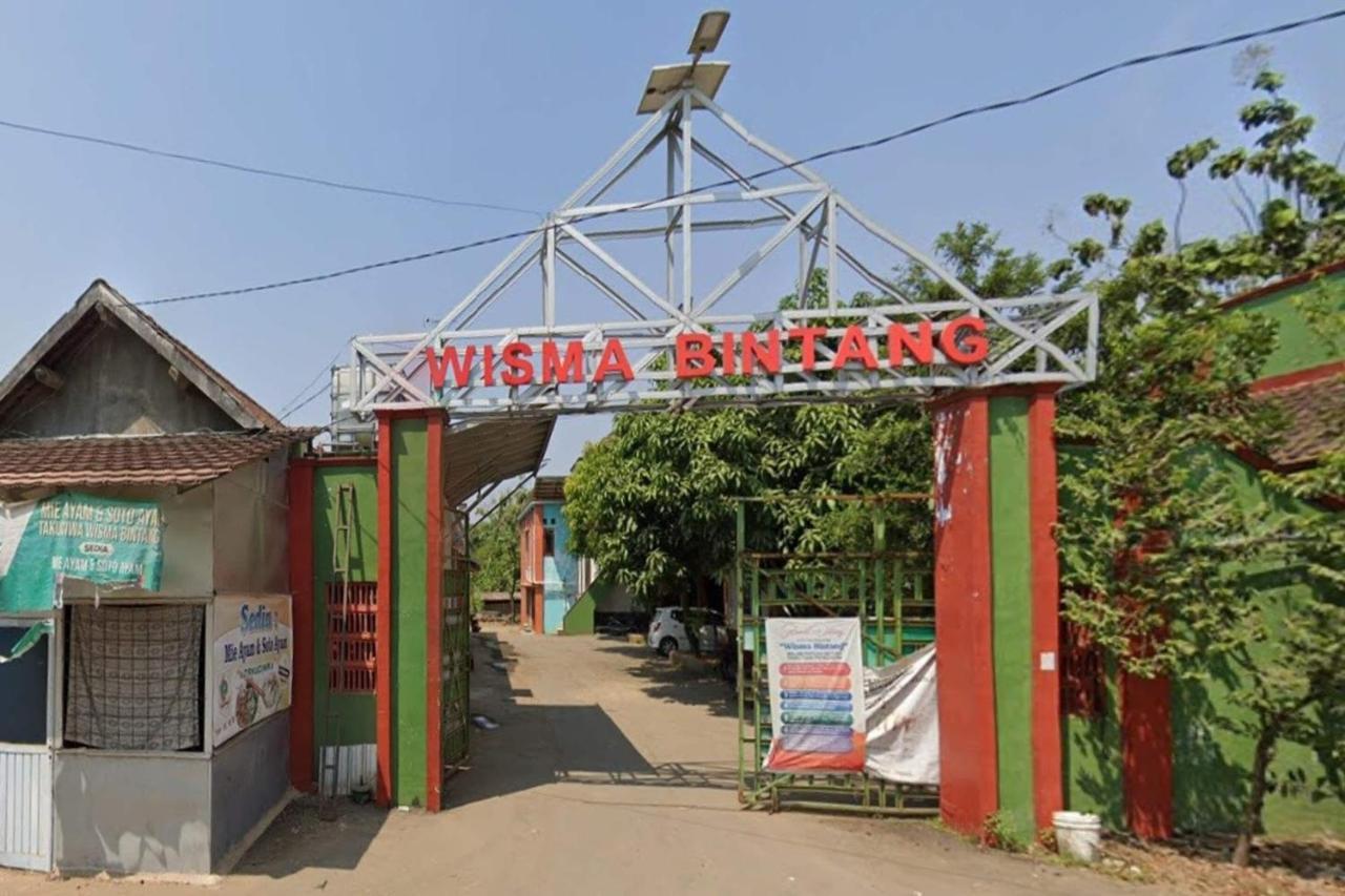 Spot On 93410 Wisma Bintang جيبارا المظهر الخارجي الصورة